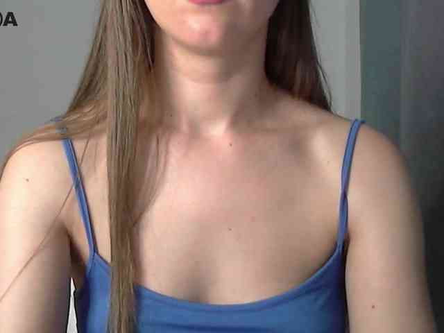Lolakisss webcam