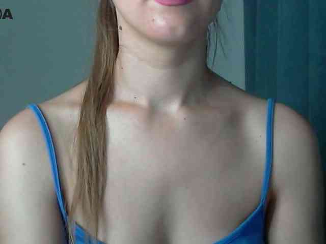 Lolakisss webcam