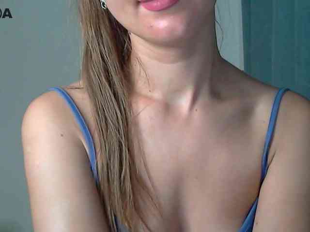 Lolakisss webcam