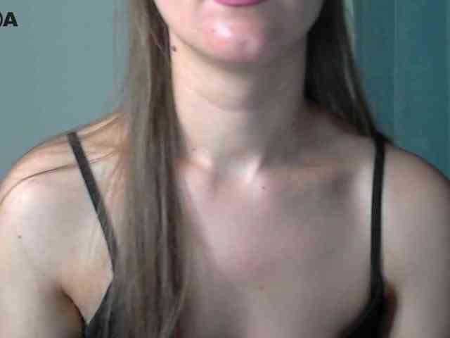 Lolakisss webcam
