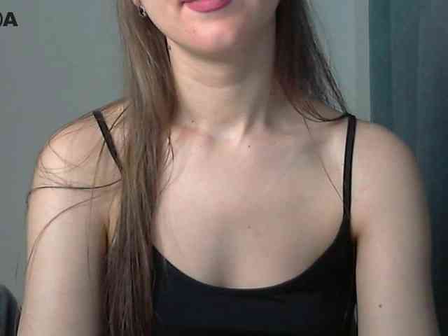 Lolakisss webcam