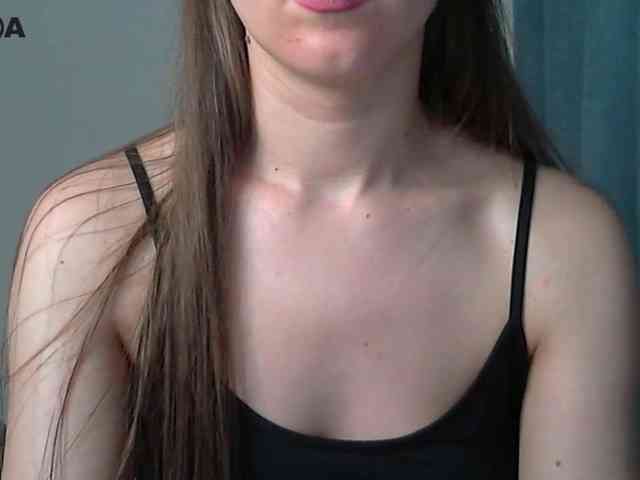 Lolakisss webcam