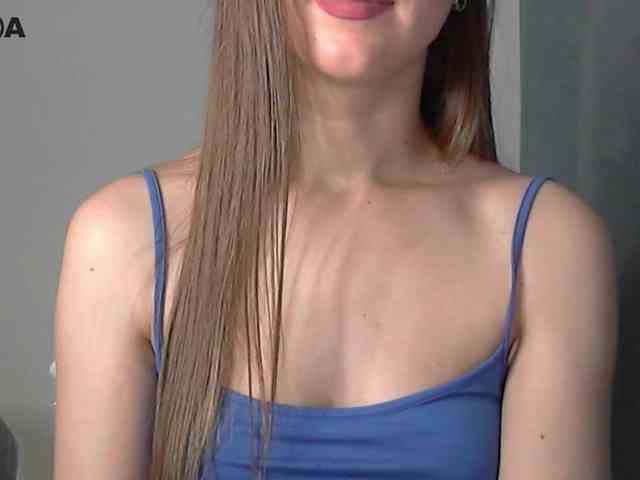 Lolakisss webcam