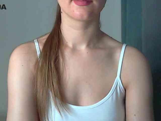 Lolakisss webcam