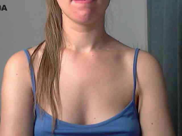 Lolakisss webcam