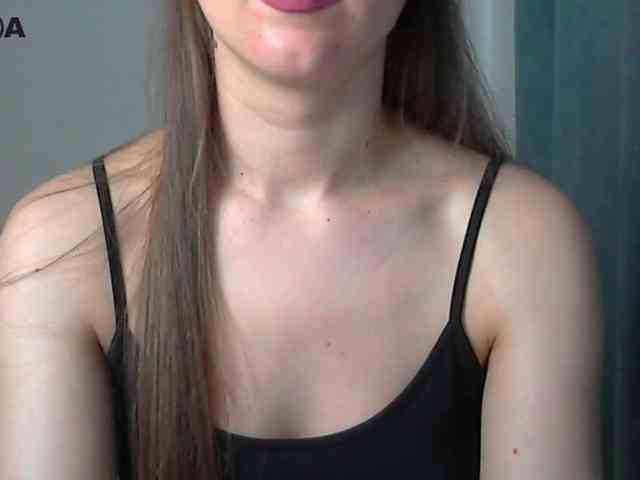 Lolakisss webcam