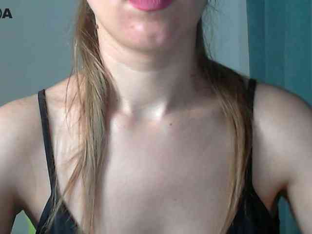 Lolakisss webcam