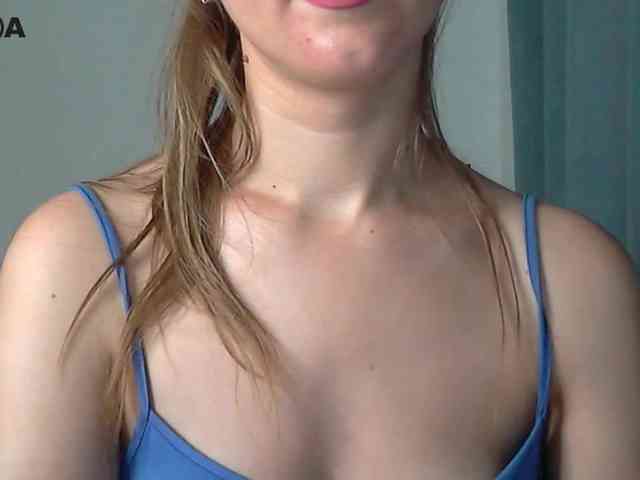 Lolakisss webcam