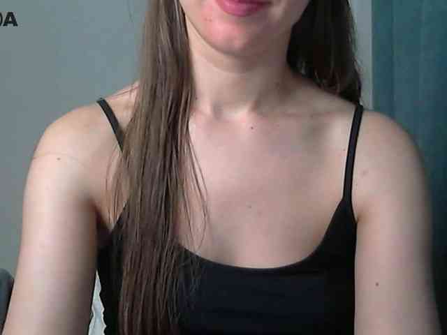 Lolakisss webcam