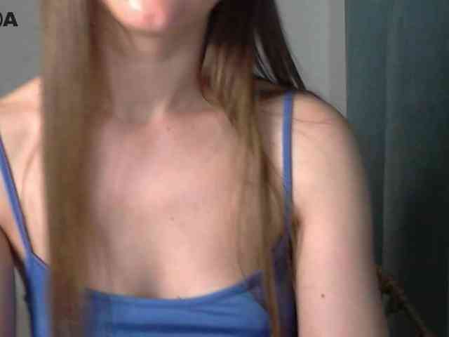 Lolakisss webcam
