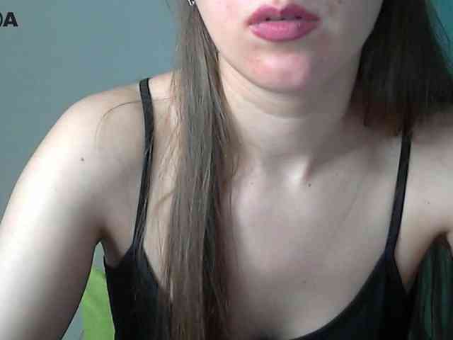 Lolakisss webcam