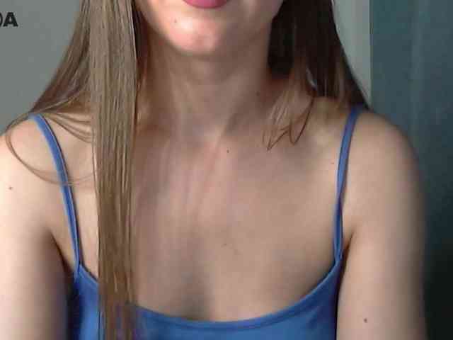 Lolakisss webcam