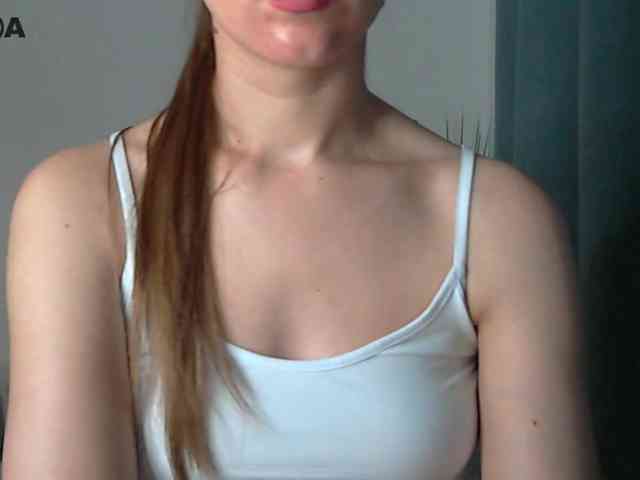 Lolakisss webcam