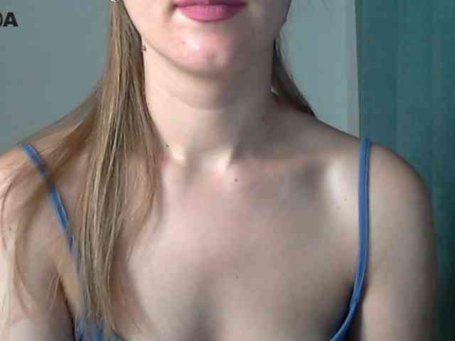 Lolakisss webcam
