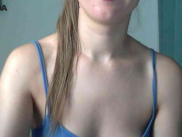 Lolakisss webcam