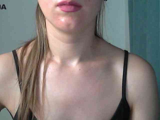 Lolakisss webcam