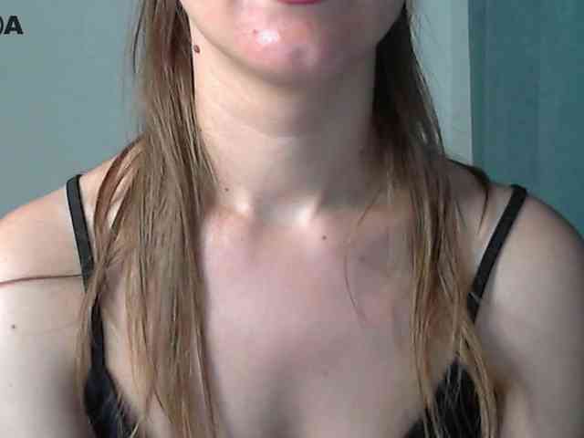 Lolakisss webcam