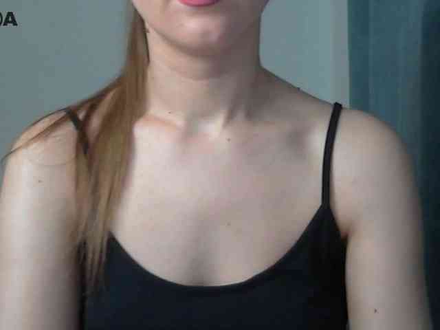 Lolakisss webcam