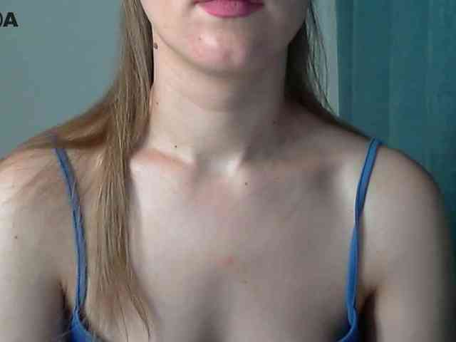 Lolakisss webcam