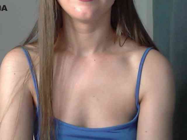Lolakisss webcam
