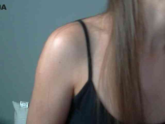 Lolakisss webcam