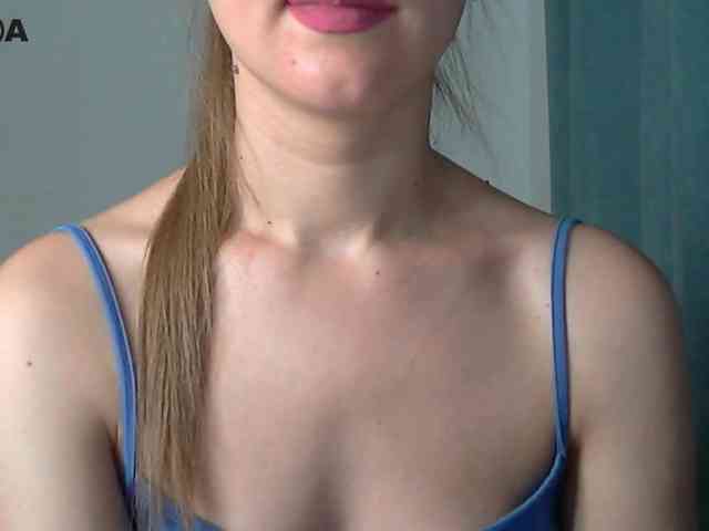 Lolakisss webcam