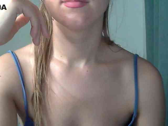 Lolakisss webcam