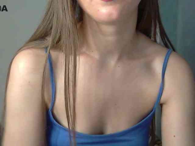 Lolakisss webcam