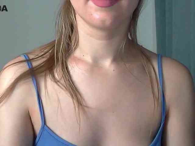 Lolakisss webcam