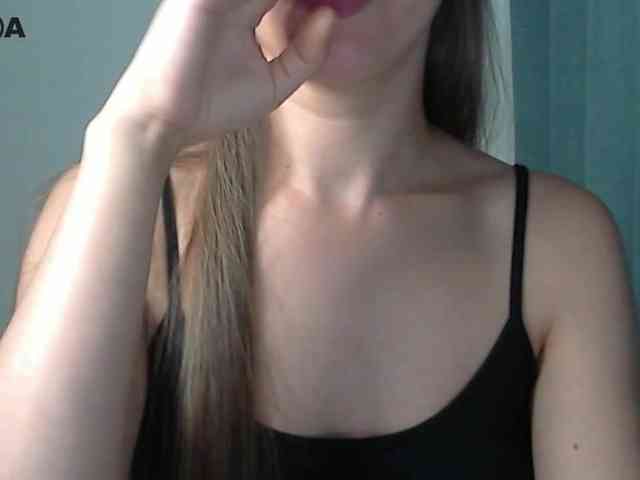 Lolakisss webcam