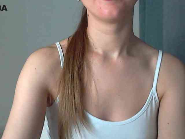 Lolakisss webcam