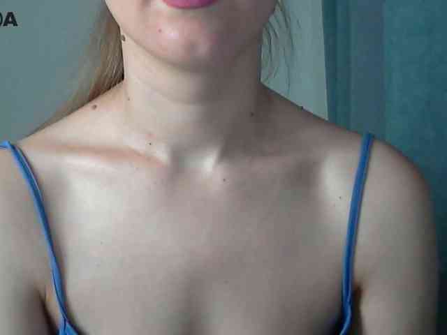 Lolakisss webcam