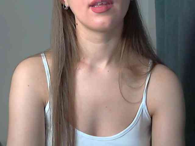 Lolakisss webcam