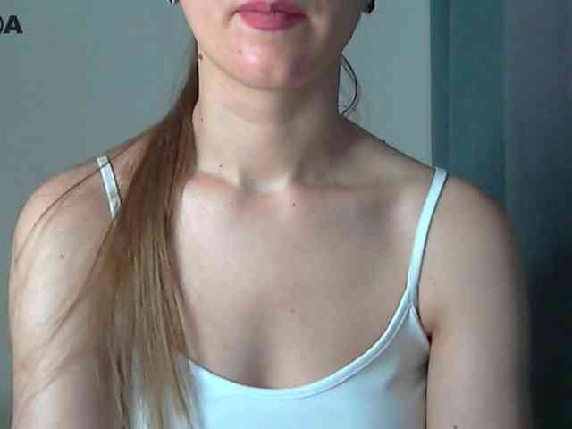 Lolakisss webcam