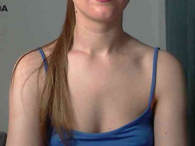 Lolakisss webcam
