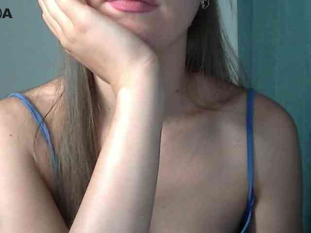 Lolakisss webcam