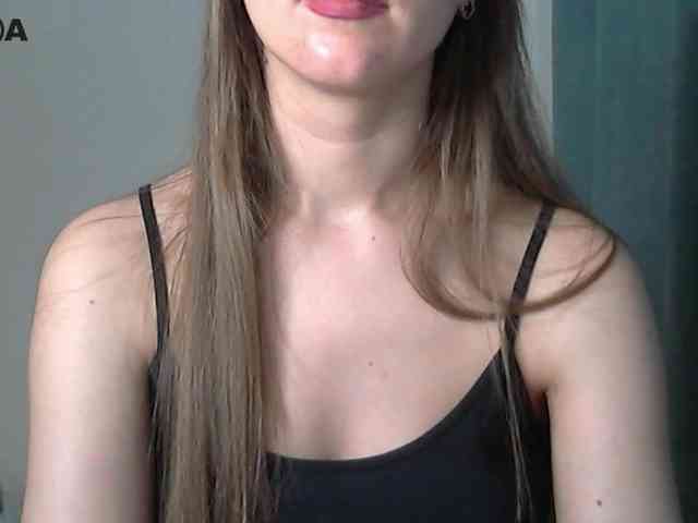 Lolakisss webcam