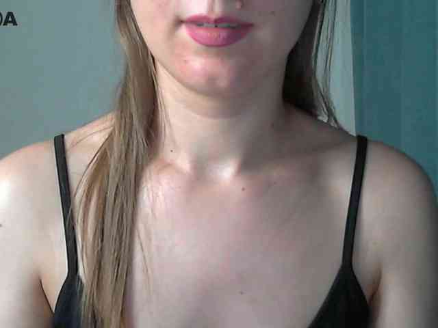 Lolakisss webcam
