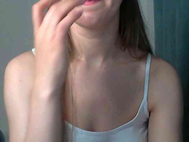 Lolakisss webcam