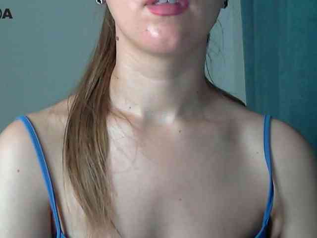 Lolakisss webcam