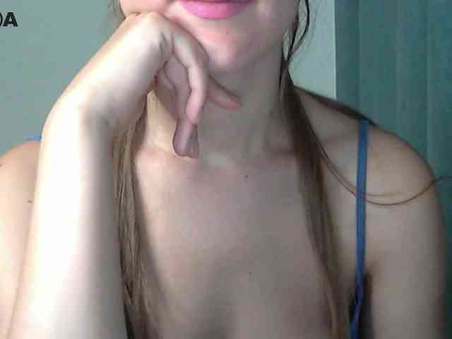 Lolakisss webcam