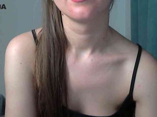 Lolakisss webcam