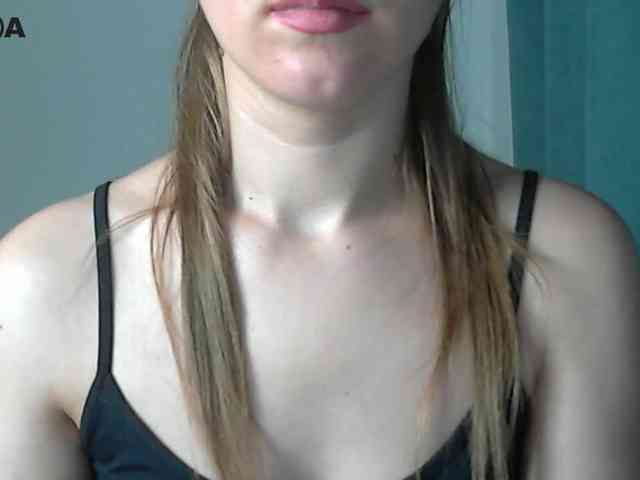 Lolakisss webcam