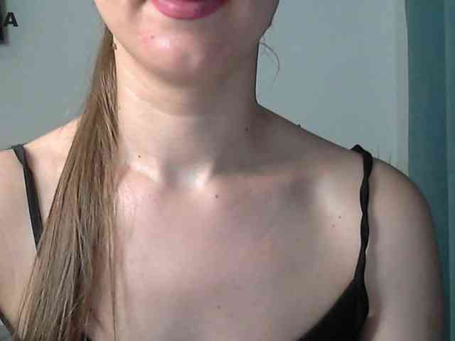 Lolakisss webcam