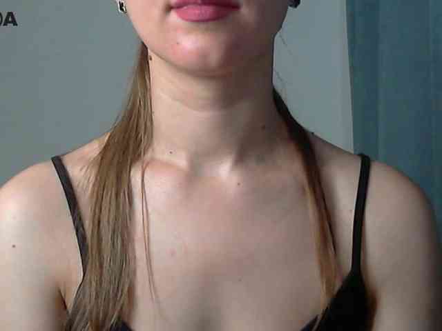 Lolakisss webcam