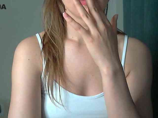 Lolakisss webcam