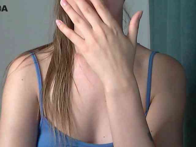 Lolakisss webcam