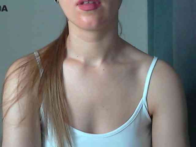 Lolakisss webcam