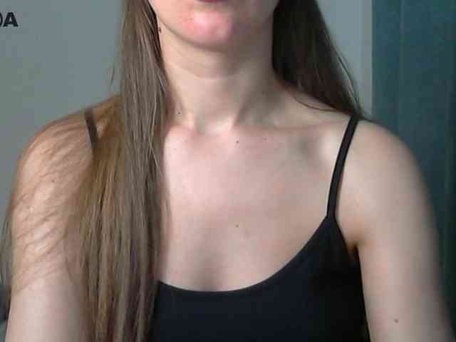 Lolakisss webcam