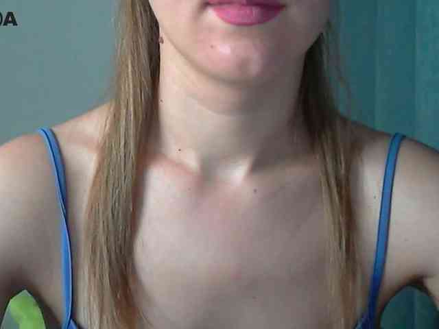 Lolakisss webcam